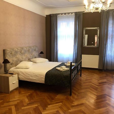 סיביו Poet Pastior Residence מראה חיצוני תמונה