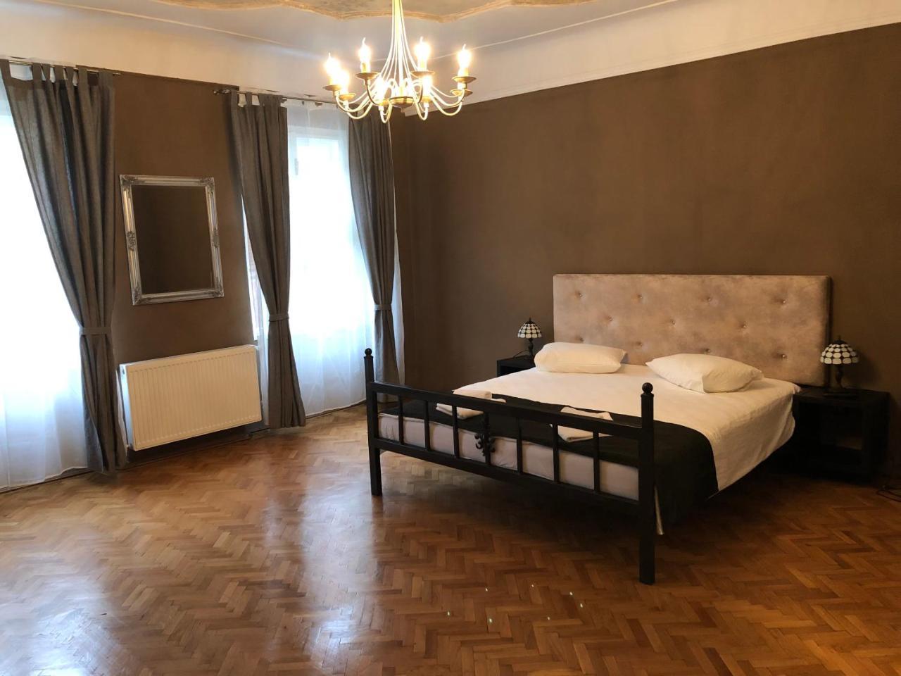 סיביו Poet Pastior Residence מראה חיצוני תמונה