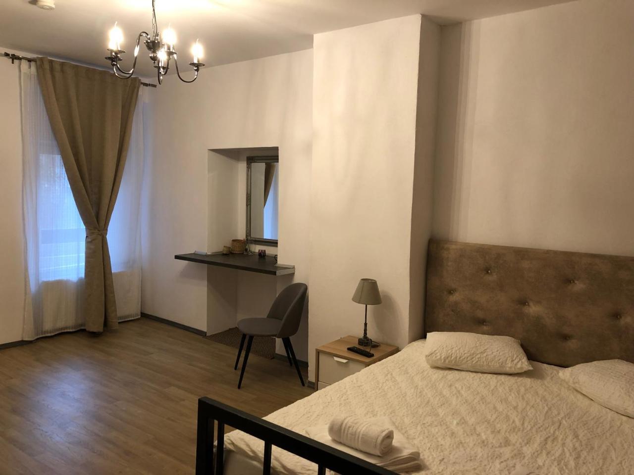 סיביו Poet Pastior Residence מראה חיצוני תמונה
