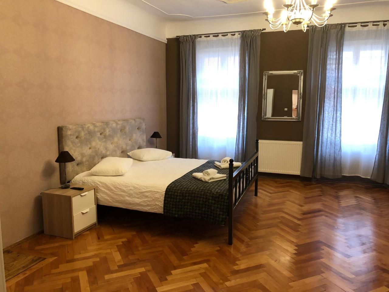 סיביו Poet Pastior Residence מראה חיצוני תמונה